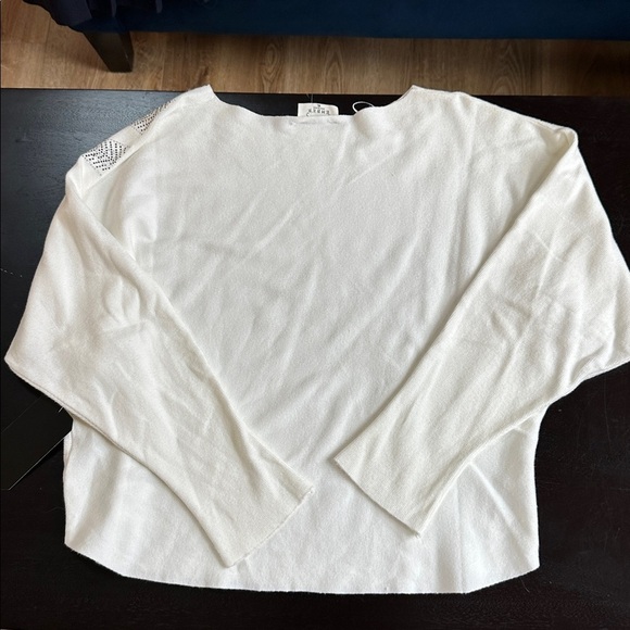 Festive cream sweater with contemporary sparkle icicles or diamonds. - Picture 4 of 11